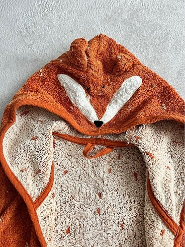  Erkek bebek bornoz