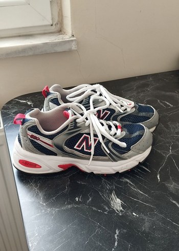 New Balance Kadın Gri Spor Ayakkabısı