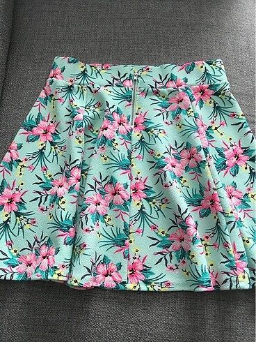 H&M H&M Çiçekli Mini Etek