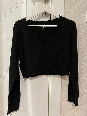 h&m siyah crop kazak