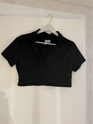 dekolteli crop