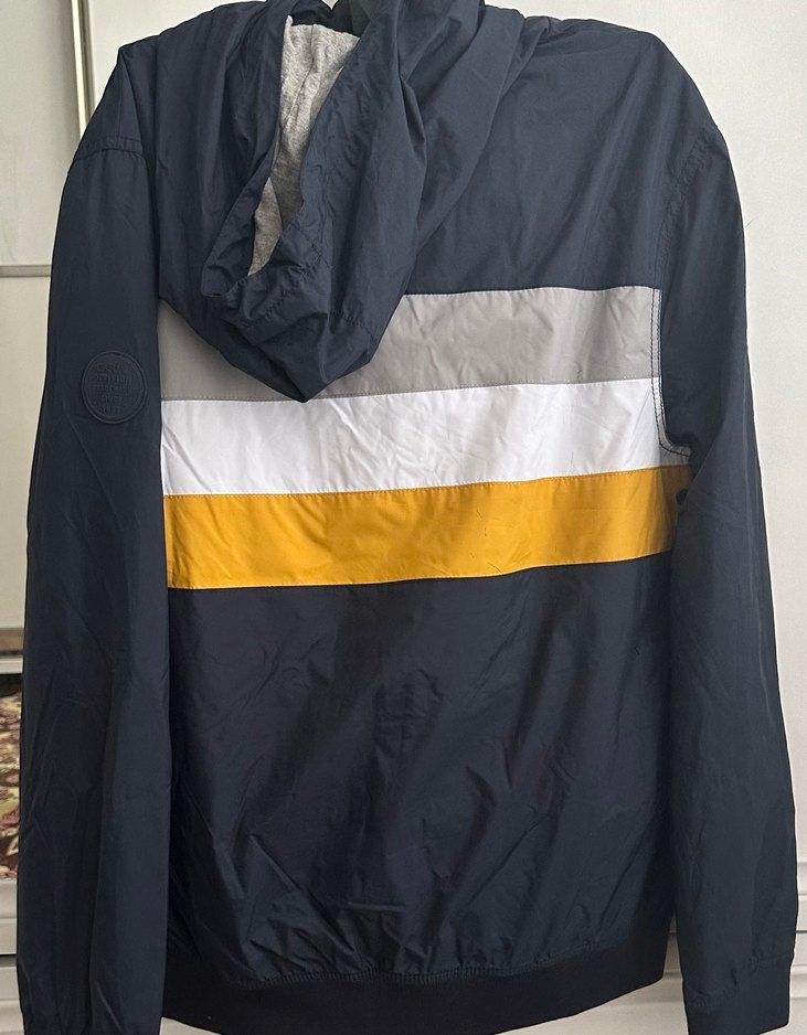 Sarı Çizgili Gri Erkek Rüzgarlık - Görsel 2