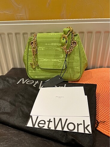Network yeşil çanta