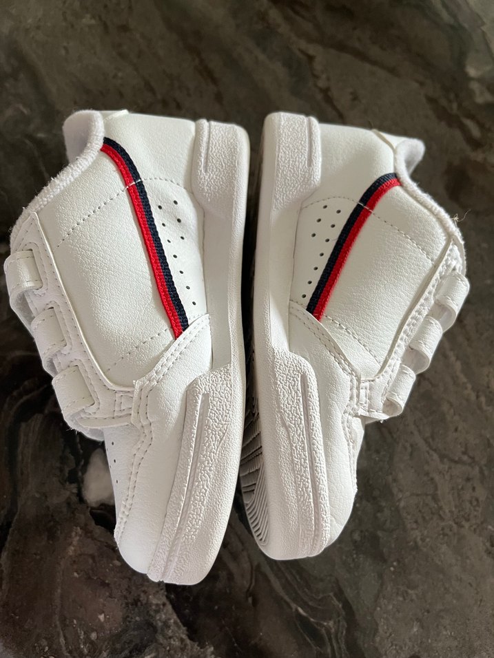 Beyaz Adidas Çocuk Spor Ayakkabı - Görsel 2