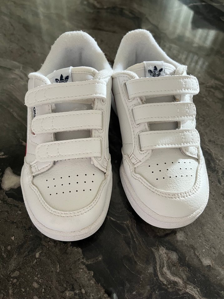 Beyaz Adidas Çocuk Spor Ayakkabı - Görsel 4