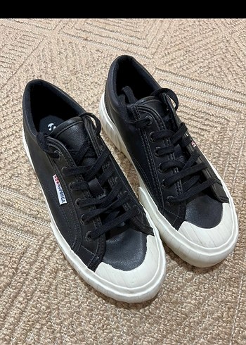 Superga 38