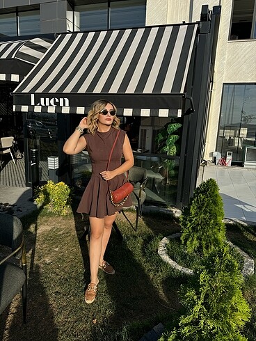 Zara Elbise