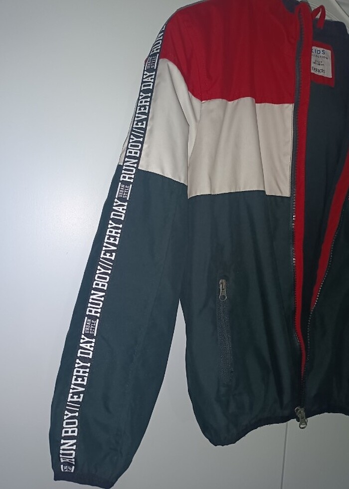 Defacto astarlı rüzgarlık 10-11 yaş - Görsel 3