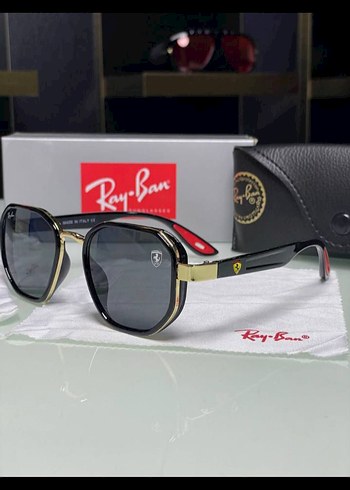 Ray Ban