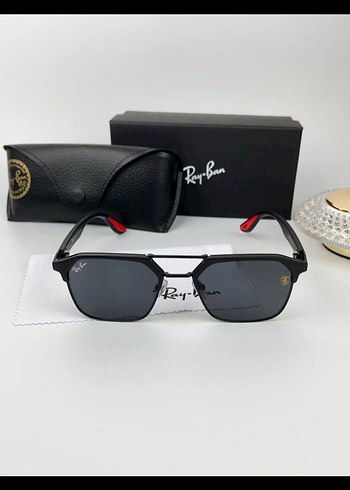 Ray Ban