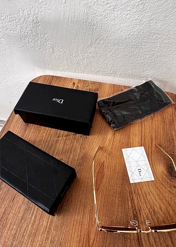 Dior Kadın Altın Renk Gözlük - Görsel 2