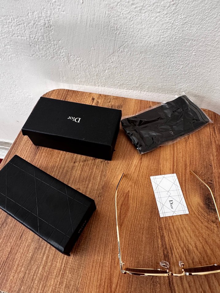 Dior Kadın Altın Renk Gözlük - Görsel 2