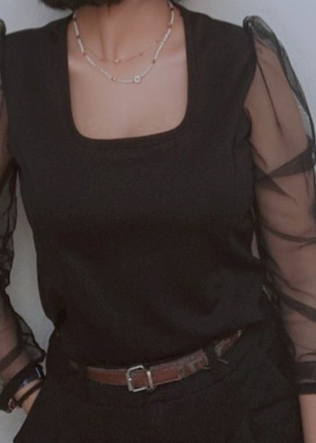 Şeffaf Kollu Siyah Kadın Bluz