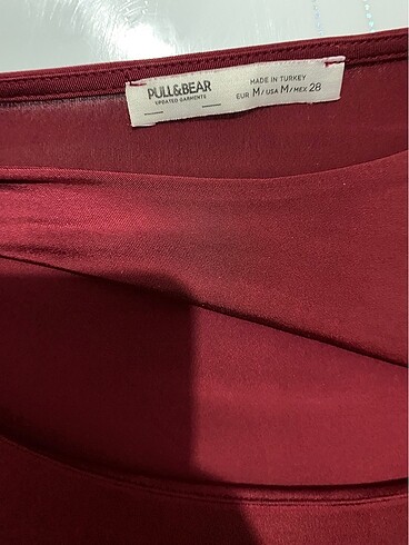 Pull and Bear kırmızı üst