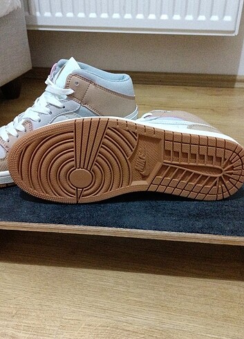 39 Beden camel Renk Nike Air Jordan 1 Milan 