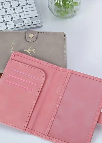 Beden Dünya Haritalı Pembe Pasaport Kılıfı