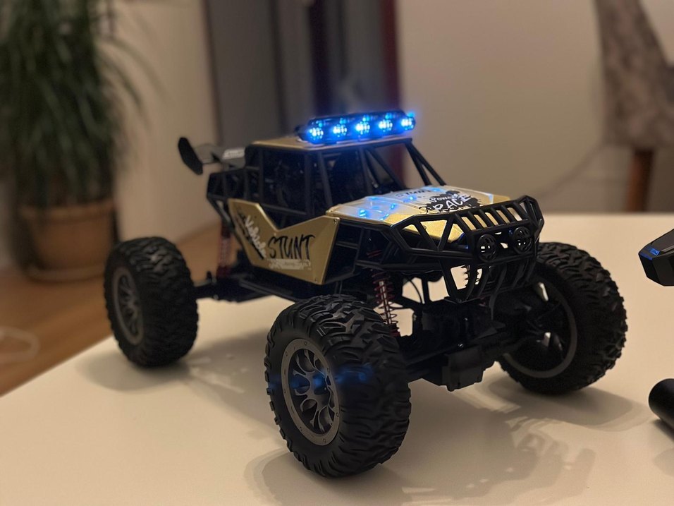 1/8 4X4 ULTRA DEV ÖLÇEK RC ARABA - Görsel 5