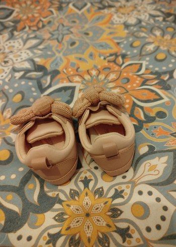 Beyaz Kürklü Nakışlı Kız Çocuk Ev Terliği - Görsel 8