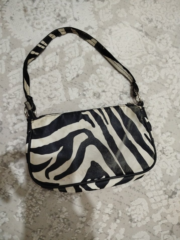 Tokalı Zebra Desenli Kadın Omuz Çantası - Görsel 2