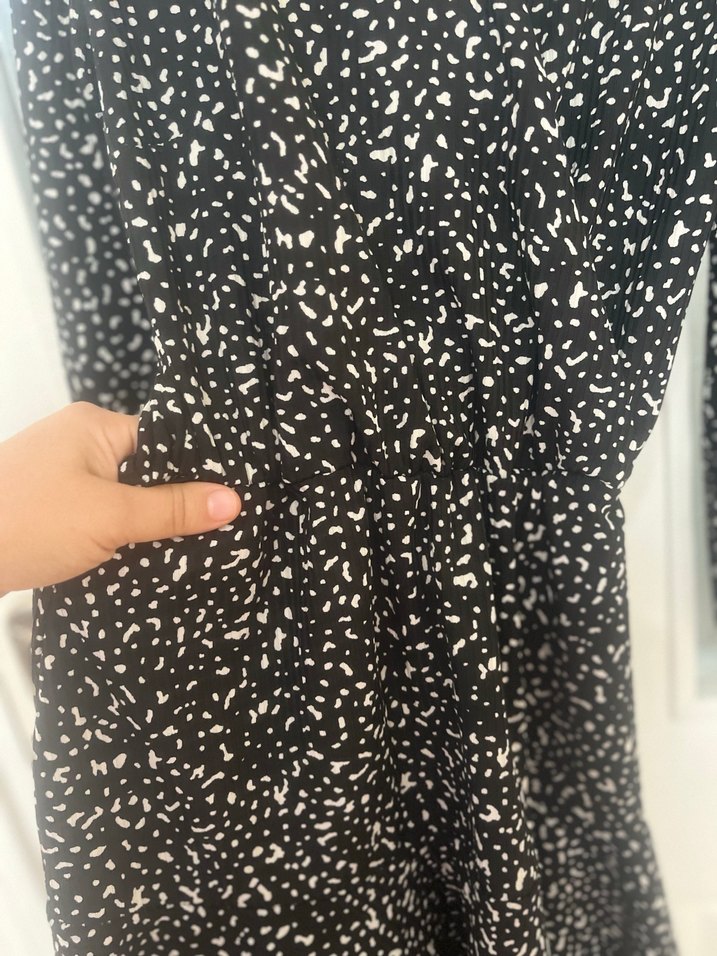 Siyah V Yaka Midi Elbise - Görsel 5