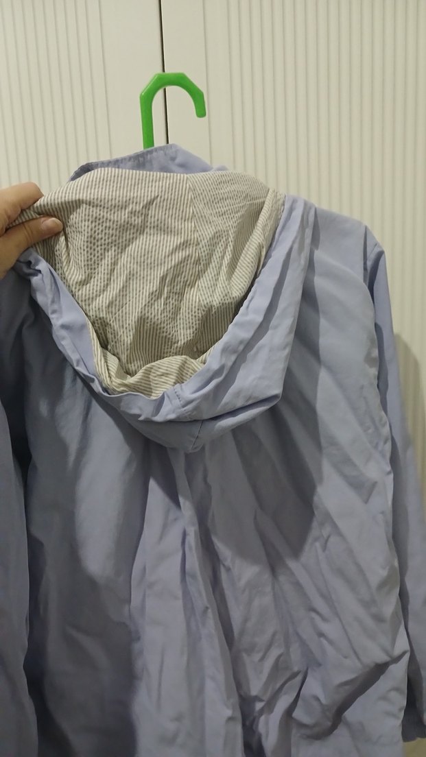 Lila Kapüşonlu Kadın Yağmurluk - Görsel 4