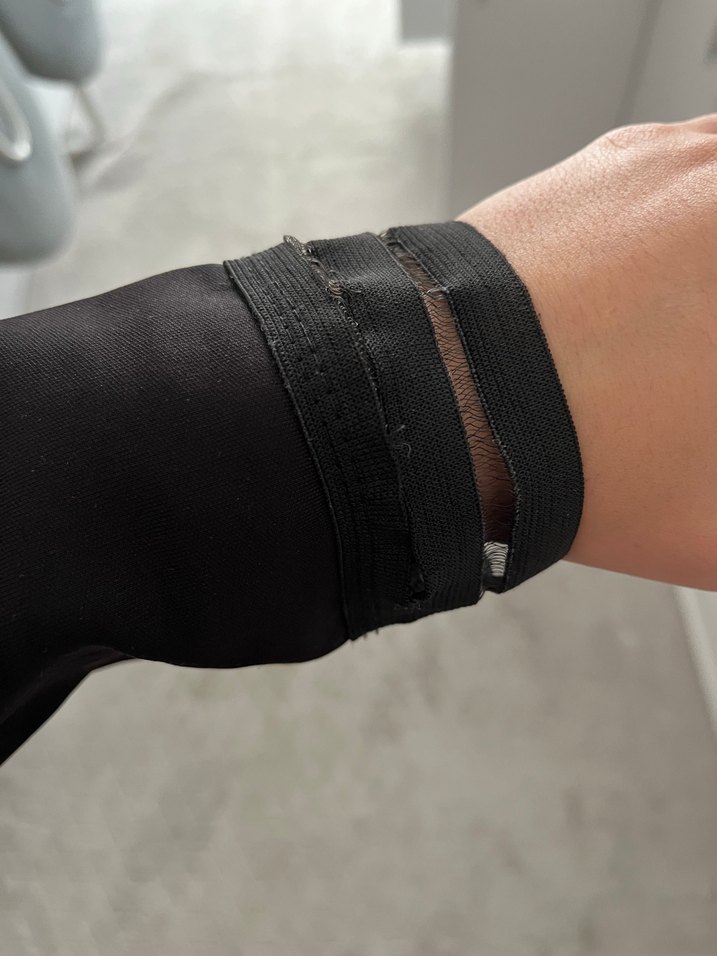 Siyah Parlak Deri Yüksek Yakalı Kadın Ceket - Görsel 2