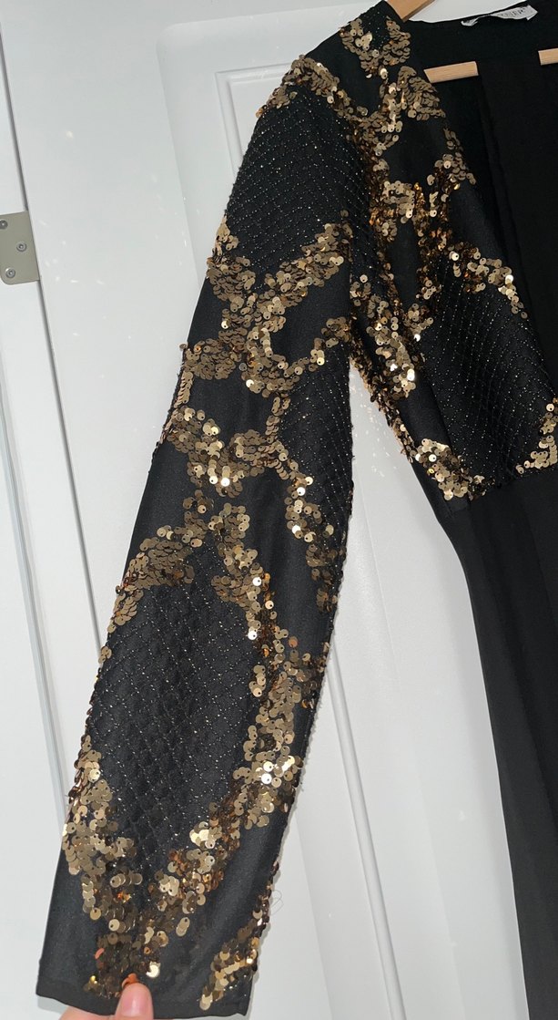 Zincir Detaylı İşlemeli Uzun Kollu Abiye Elbise - Görsel 4