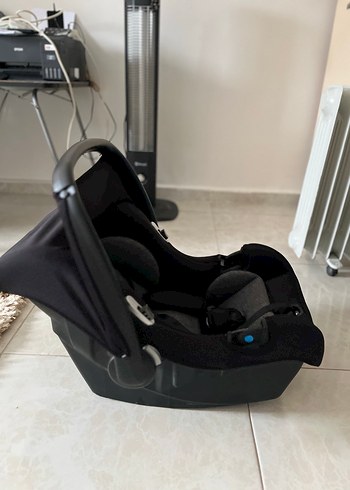 Siyah ve Gri Bebek Oto Koltuğu - Görsel 2