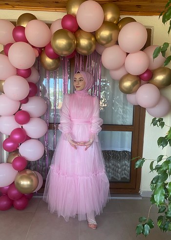 Pembe Uzun Drapeli Tesettür Abiye Elbise