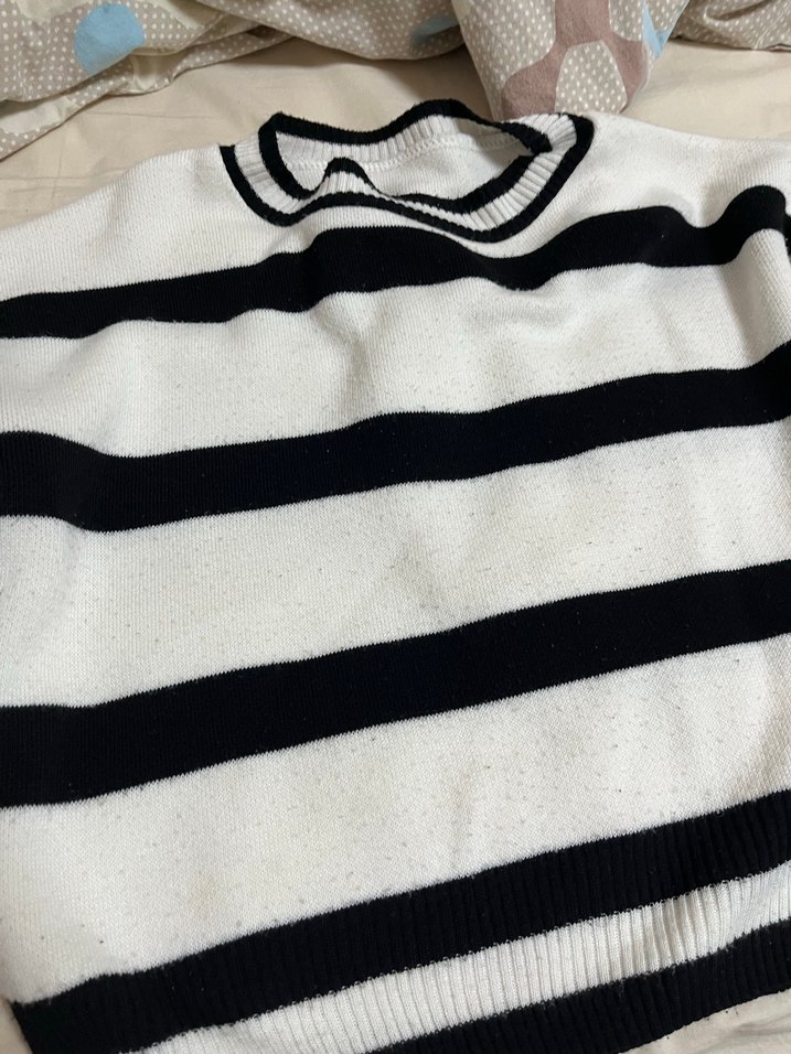 Kadın Siyah Beyaz Çizgili Triko Kazak - Görsel 2