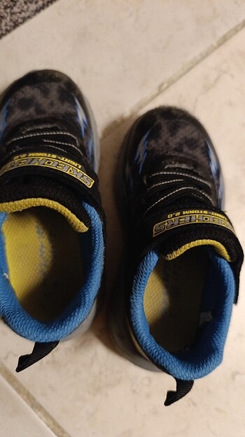 23 Beden Skechers Erkek çocuk spor ayakkabısı