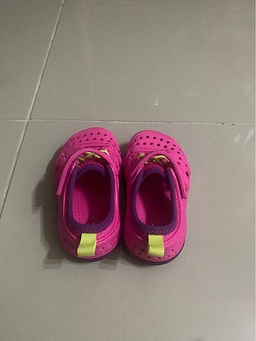 Crocs Crocks Swiftwater Play Shoes Kız çocuk C7(23-24 numara) ayakkabı