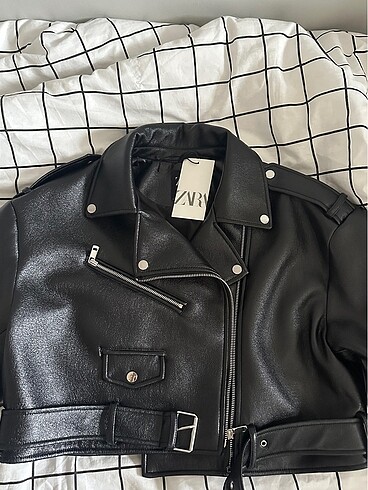 Zara Yeni etiketli