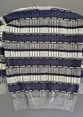 Gri-Mavi Tonlarında Bloklu Geometrik Şeritli Kazak - Görsel 2