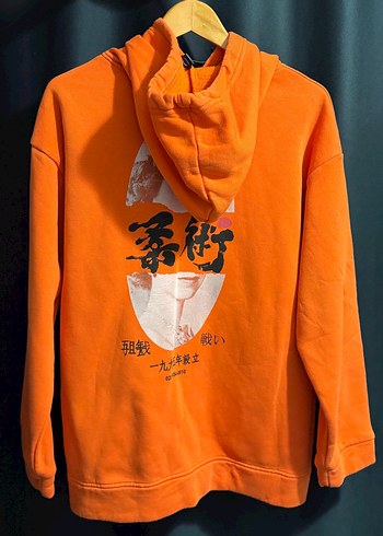 Erkek Turuncu Kapüşonlu Baskılı Sweatshirt - Görsel 2