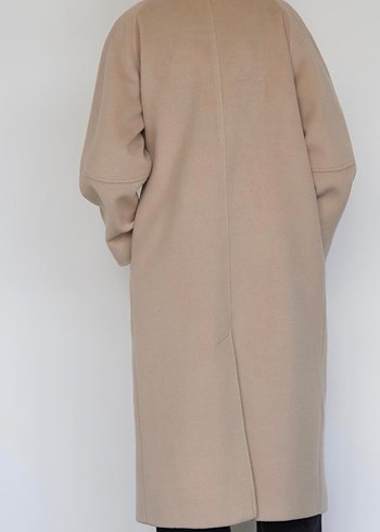 Düğmeli Bej Uzun Kaban - Görsel 5