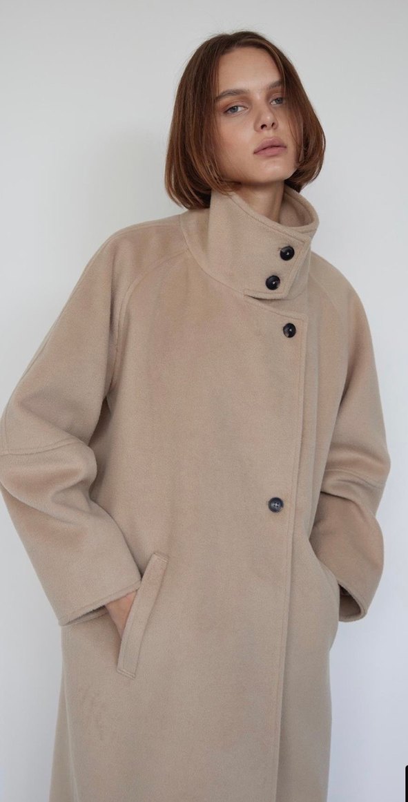 Düğmeli Bej Uzun Kaban - Görsel 4