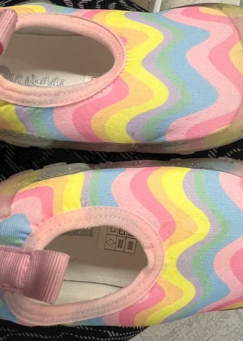 Çok Renkli Dalga Desenli Kız Deniz ve Havuz Ayakkabısı - Görsel 3