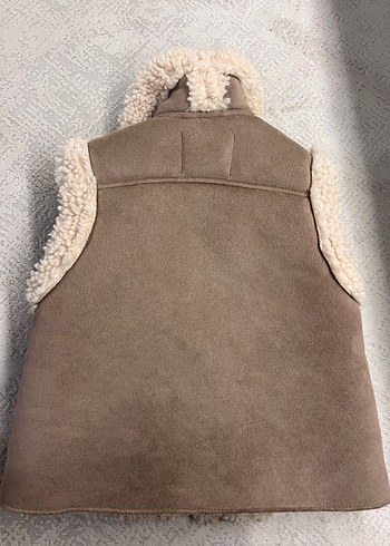 Kız Çocuk Kürklü Bej Yelek - Görsel 4