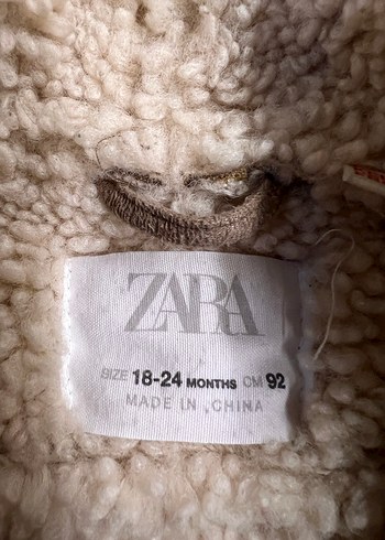 Kız Çocuk Kürklü Bej Yelek - Görsel 3