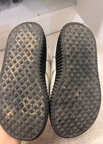 Ortopedik Kız çocuk kalpli bot - Görsel 4