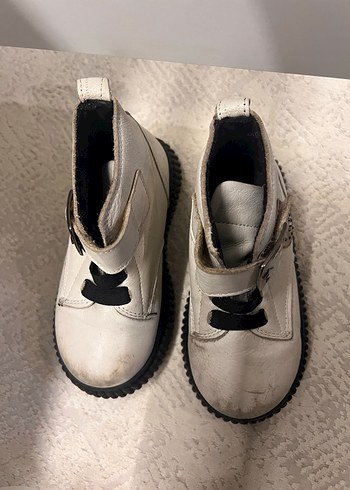 Ortopedik Kız çocuk kalpli bot - Görsel 2