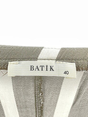 40 Beden çeşitli Renk Batik Düz Kesim %70 İndirimli.