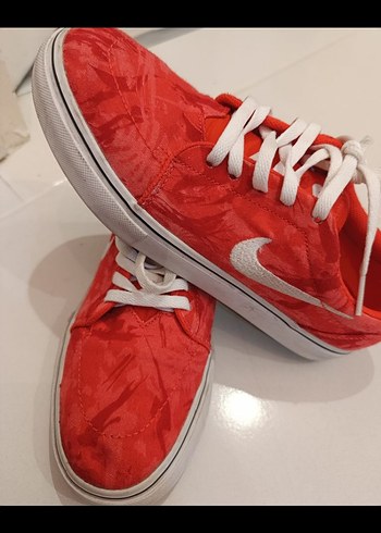 Nike ORJİNAL NİKE - KIRMIZI BAĞCIKLI - spor ayakkabı.
