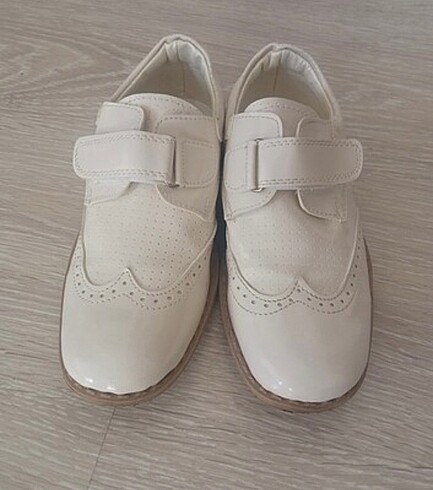 31 Beden beyaz Renk Sünnet ayakkabısı