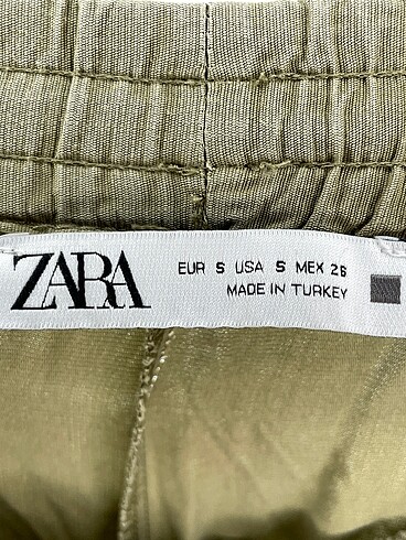 s Beden yeşil Renk Zara Düz Kesim %70 İndirimli.