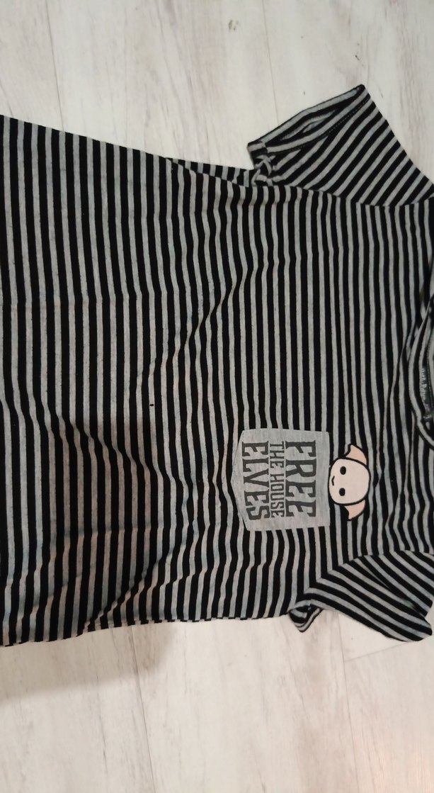 Düğmeli Gri Çizgili  Tişört - Görsel 2