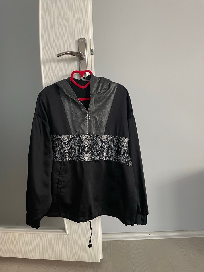 zara Siyah Yılan Desenli Kapüşonlu - Görsel 2