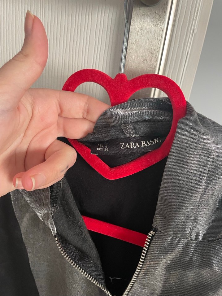 zara Siyah Yılan Desenli Kapüşonlu - Görsel 3