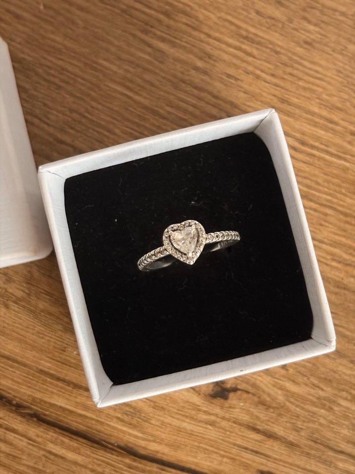 pandora tasli kalp yüzük - Görsel 4